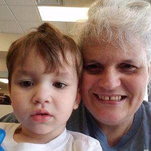 Meet your Posher, Candice